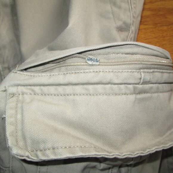 Men's Lee Dungarees Khaki 100% Cotton Cargo Shorts Size 34 - Picture 7 of 7
